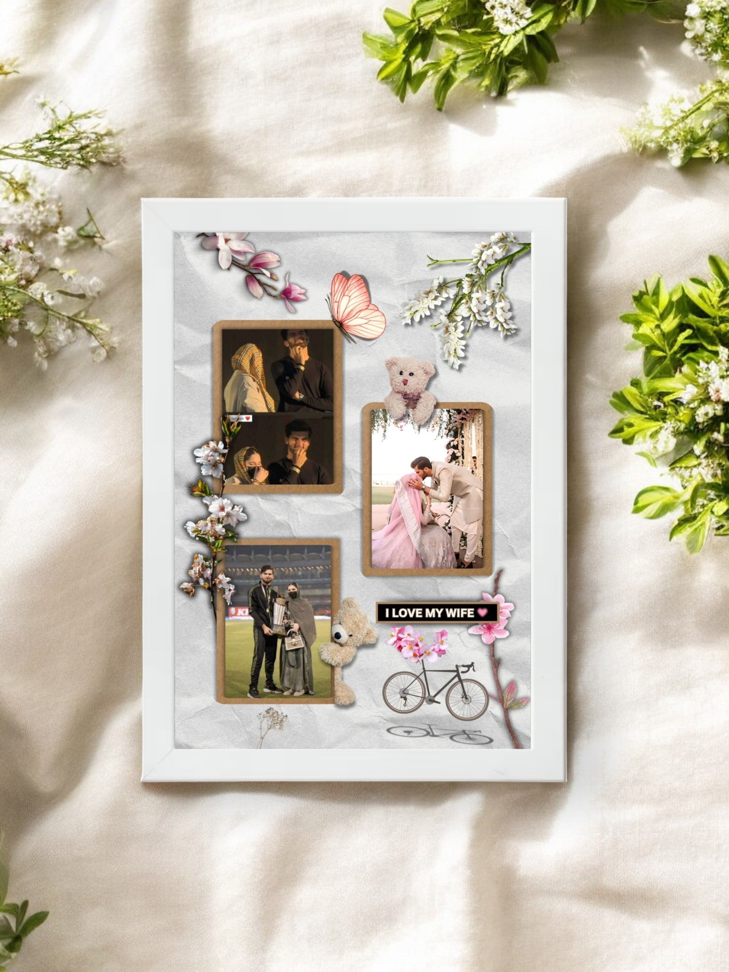 Aesthetic Trio Love Photo Frame white Framy